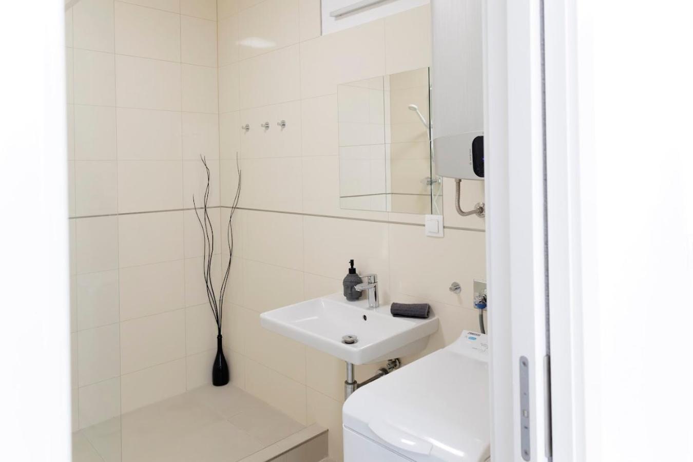 브라티슬라바 Boutique Flat In Old Town 아파트 외부 사진